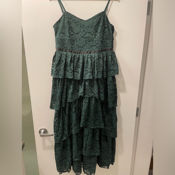 Sweetheart spaghetti strap lace maxi dress - Picture 6 of 14